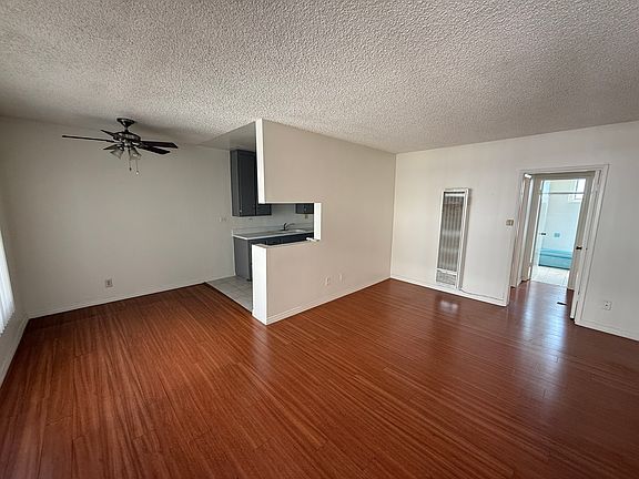 4th image of 661 Salem St APT 6