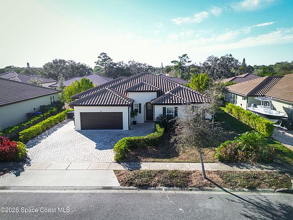 3rd image of 1216 Fulton Cir