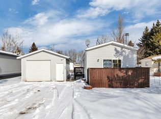 44 Village Green Park, Warburg, AB T0C2T0