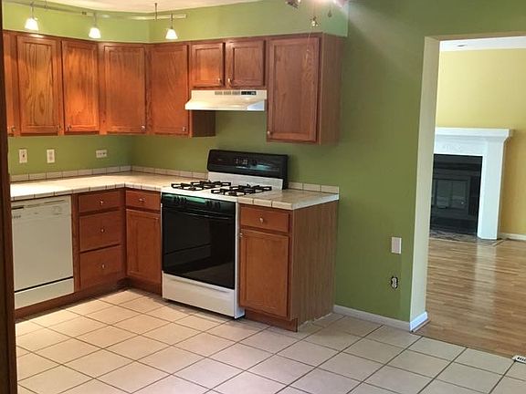 2nd image of 3429 Nandale Dr