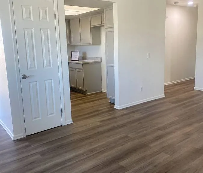 Northport Apartments — Photo 6