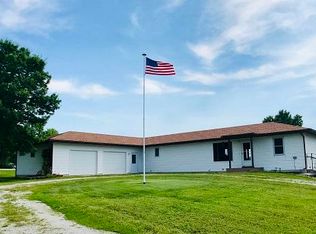 3245 S 451st Rd, El Dorado Springs, MO 64744