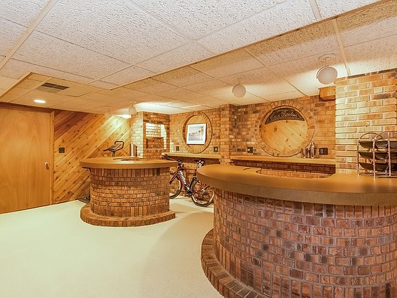 3rd image of 20728 Green Ct
