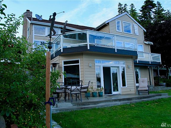 2nd image of 272 Loch Ln