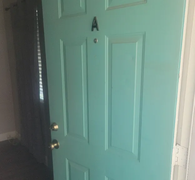 1405 S Newberry Ln #A — Photo 1