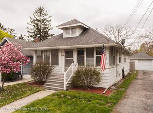 1912 Roberts Ln, Lansing, MI