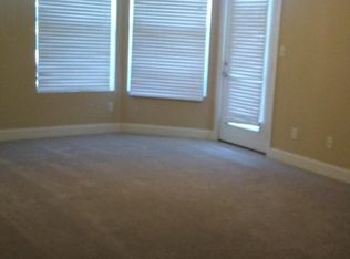 2526 Suncrest Vlg #2526, Morgantown, WV 26505