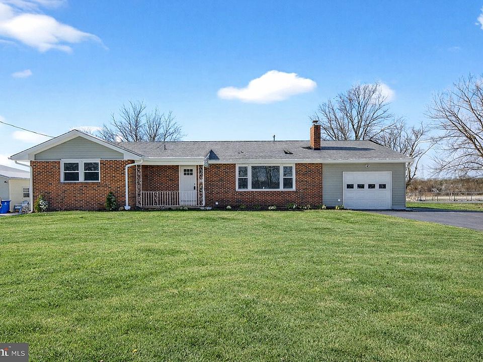 1st image of 464 Wrightstown Sykesville Rd