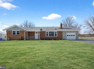 464 Wrightstown Sykesville Rd, Crosswicks, NJ 08562