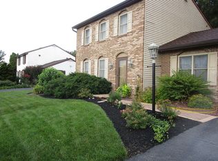 392 Jay Ln, Mountville, PA 17554