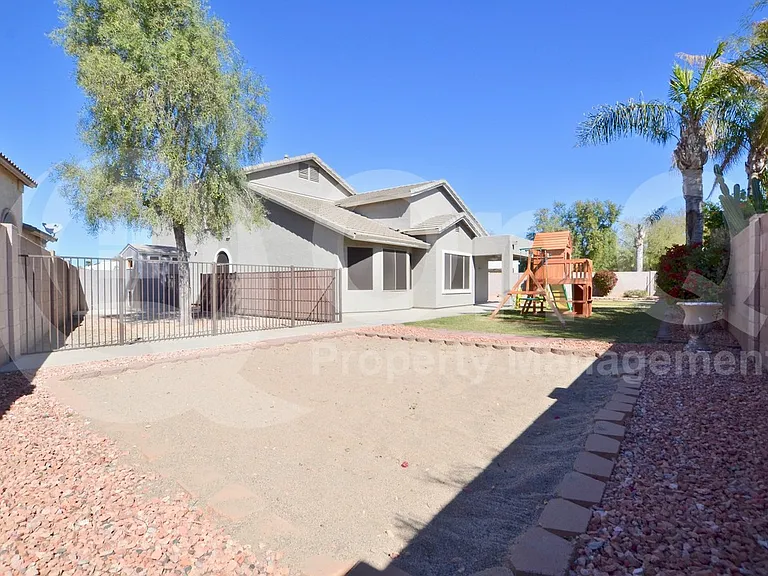 6629 W Rose Garden Ln — Photo 29