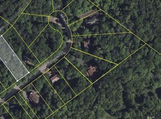 79 Splitrail Ln, Lake Ariel, PA 18436