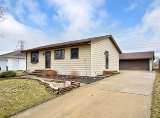 1630 E Sylvan Ave, Appleton, WI 54915