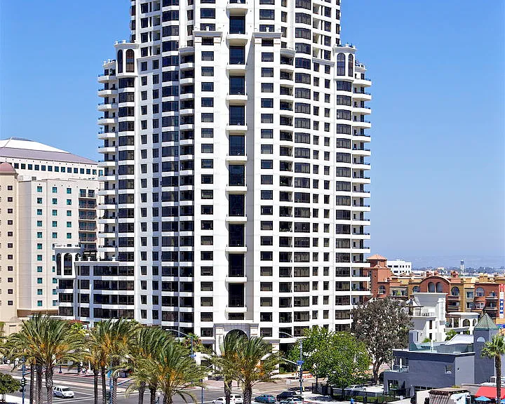700 W Harbor Dr W #1802 — Photo 12
