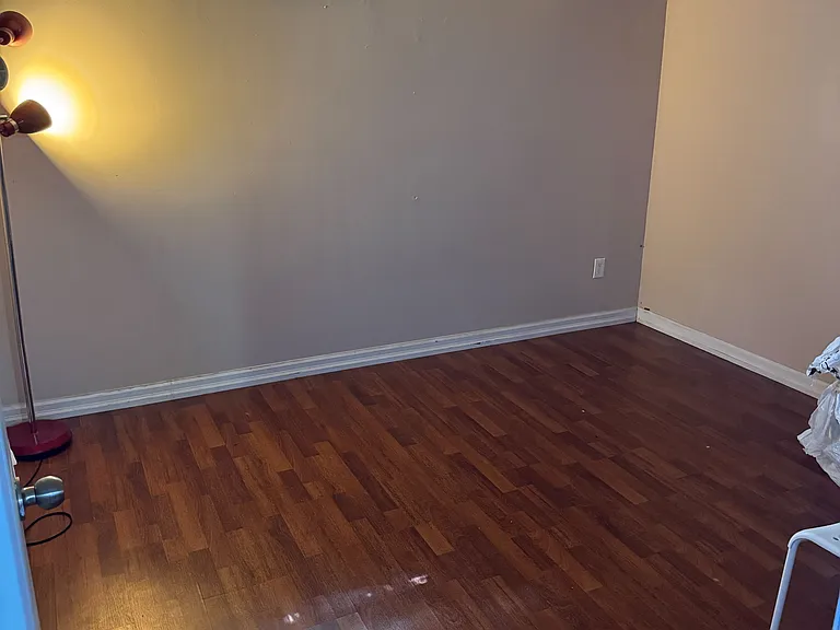 586 Creekview Cir #BASEMENT — Photo 13