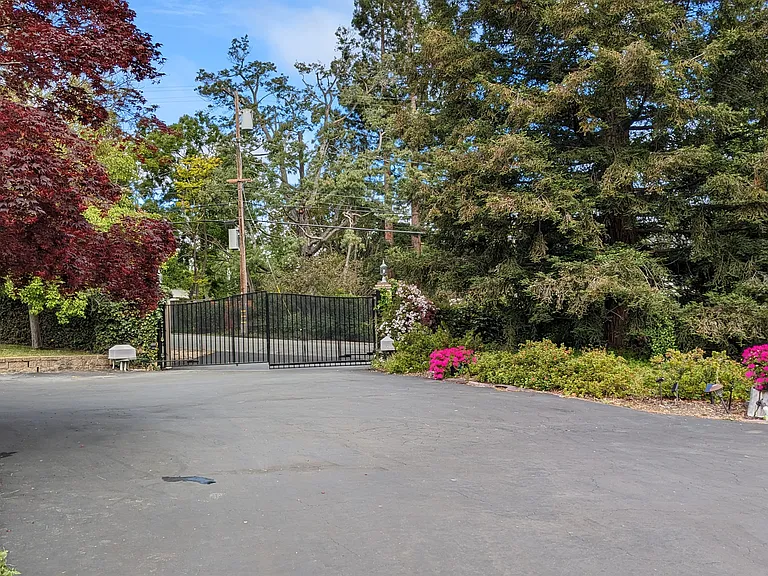 Front yard, entrance gate