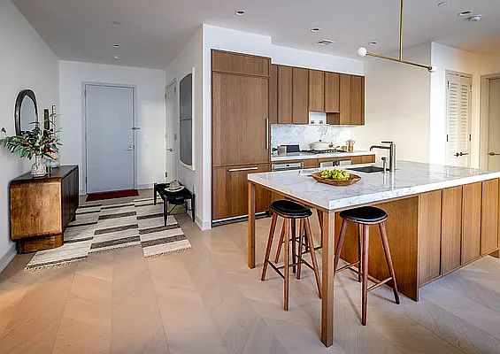 2nd image of 115 York St #11D