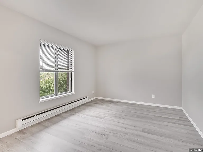 The Edge Community - 100 W. Walnut St. — Photo 27