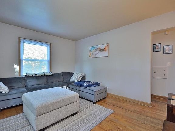 4th image of 5010 W Euclid AVENUE