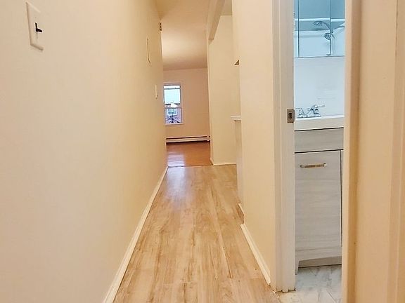 2nd image of 25-29 Astoria Blvd #2R
