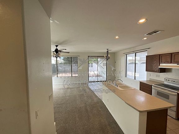 5th image of 192 W Mahogany Pl