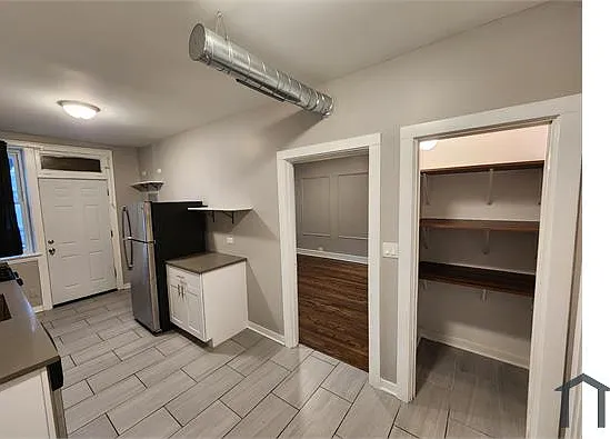 3 bed, $1,860 — Photo 3