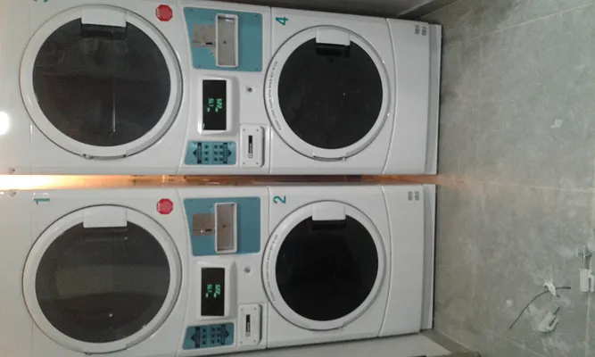 Rented by Nooklyn NYC LLC | media 24