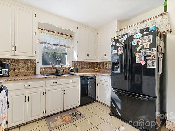 5th image of 6268 Long Island Rd