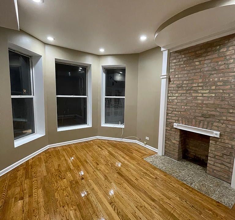 1st image of 6547 S Woodlawn Ave #2A