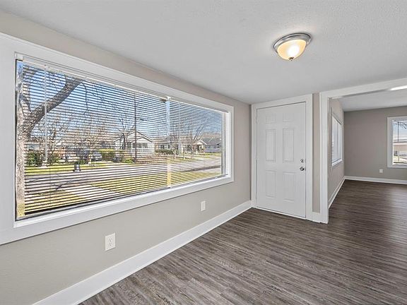 3rd image of 1808 6th Street