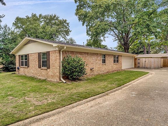 5th image of 706 Pam Dr