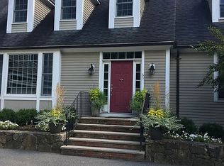 63 Old East St, Carlisle, MA 01741