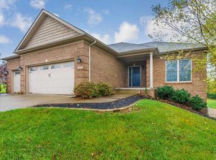 605 Falcon Crest Dr, Richmond, KY 40475