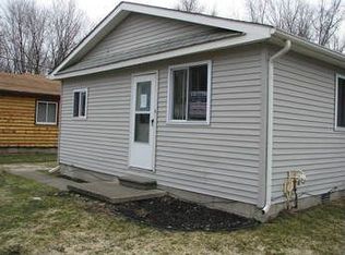 9529 Ester Green Dr, Algonac, MI 48001