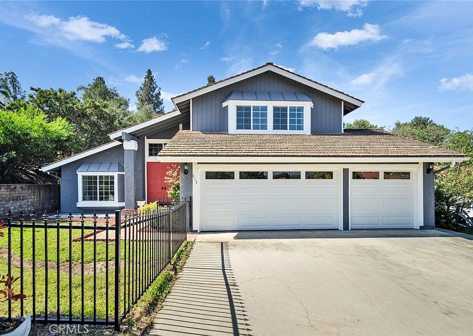 1st image of 415 San Leandro Dr