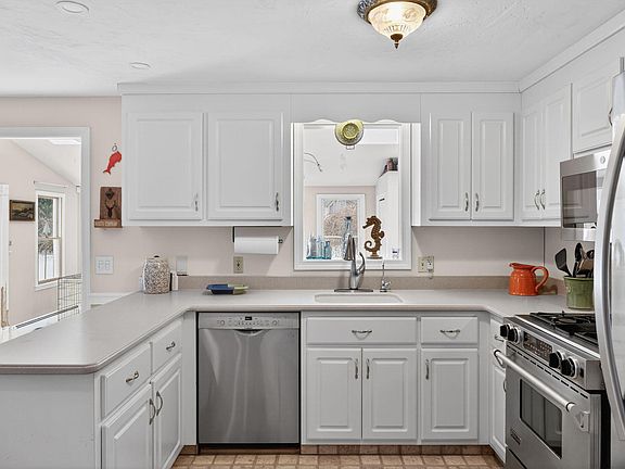 5th image of 171 Weir Road