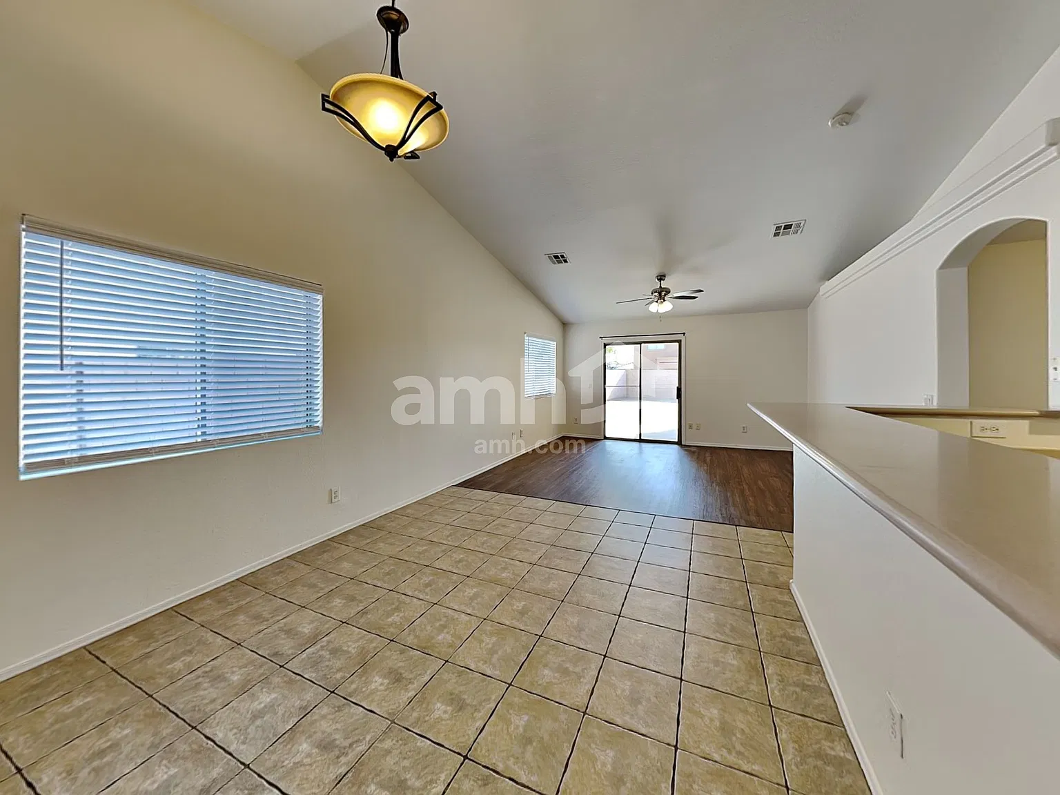 4 bed, 2.0 bath, 1550 sqft, $1,985 — Photo 4