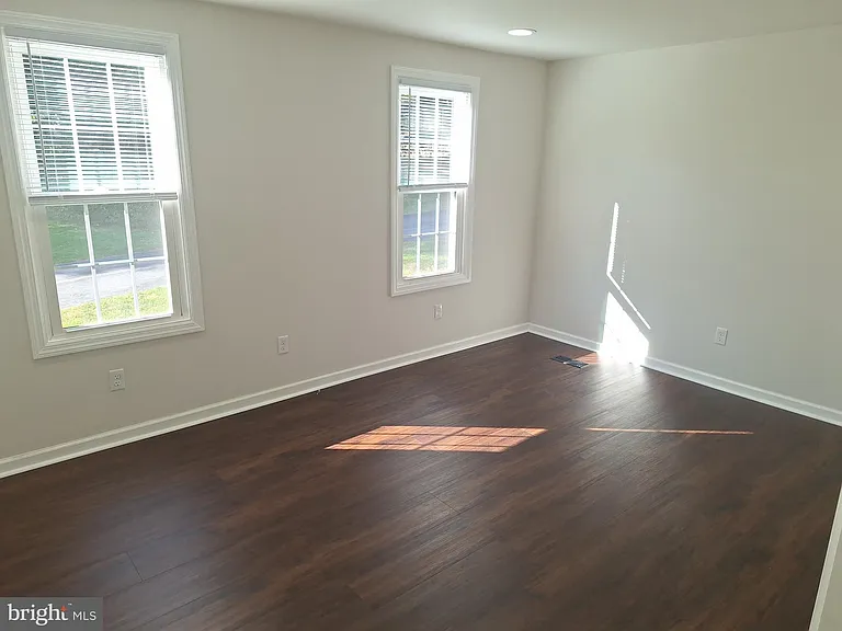 614 Chandler Mill Rd — Photo 5