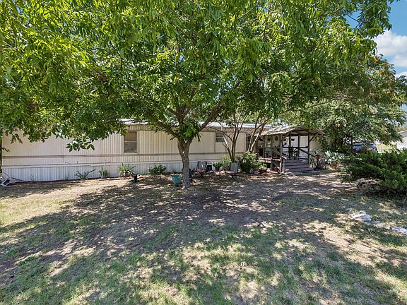 3rd image of 192 Oak Meadows Dr