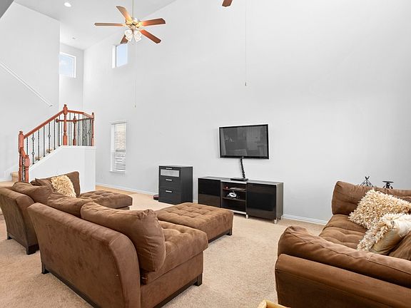 4th image of 4012 Tranquil Ln