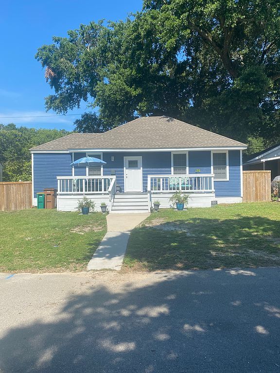 178 Keesler Cir - Property Image