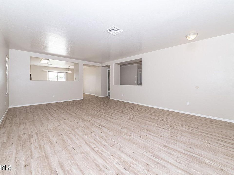 1st image of 15587 W Maui Ln