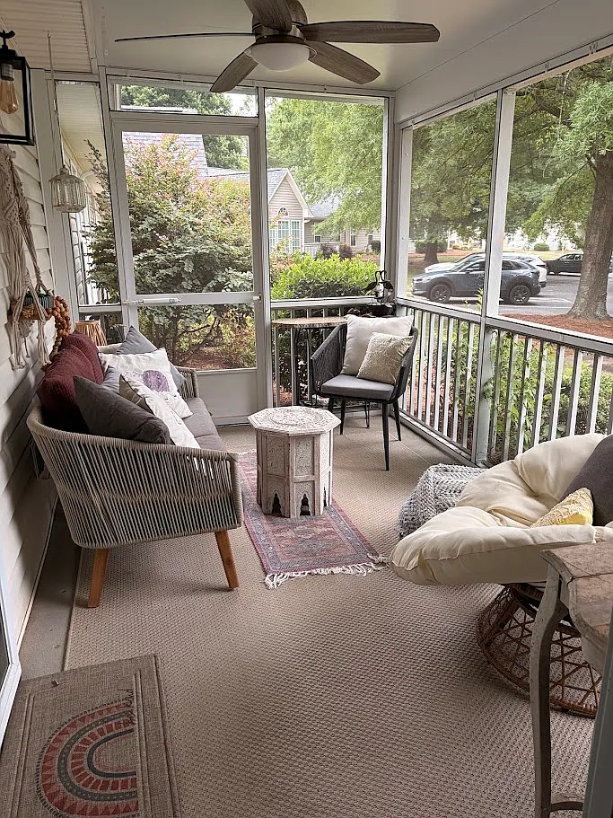 21140 Cold Spring Ln — Photo 3