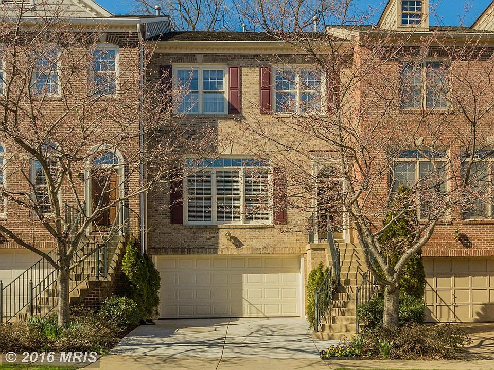 1st image of 10181 Castlewood Ln