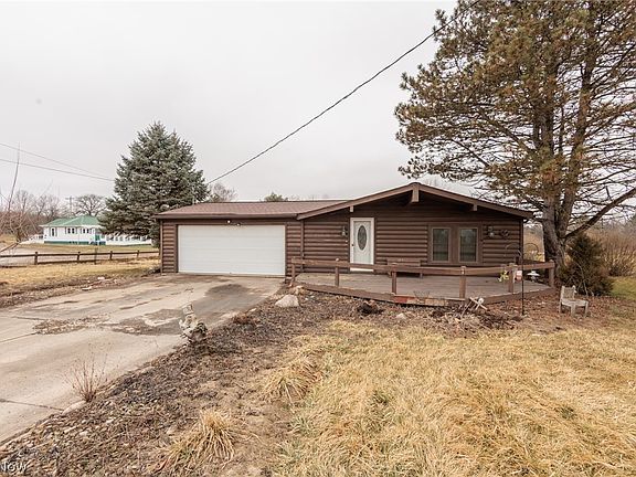 3rd image of 3179 Washburn Rd