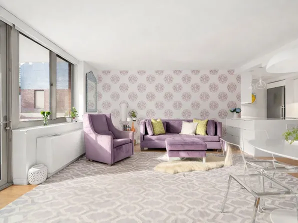 520 West 23rd Street image 1 of 15