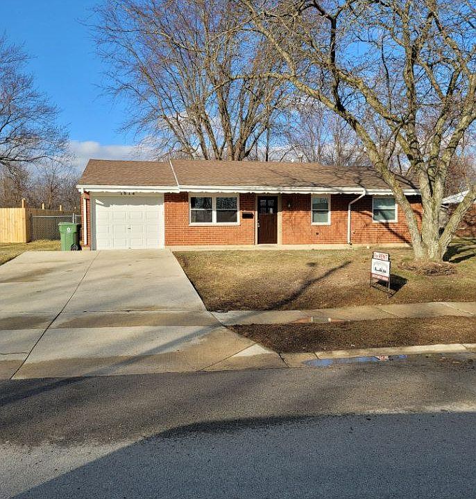 1st image of 1614 Fair Oaks Dr