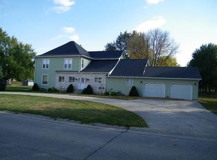 805 5th St, Ida Grove, IA 51445