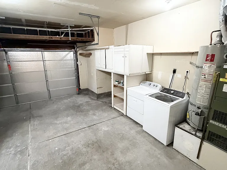 151 Francis Cir — Photo 20