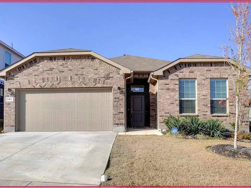 221 Dunmore Dr